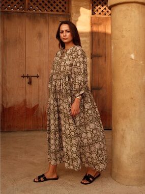 House of Sundar Maya Midi Dress Olive green floral women’s size large